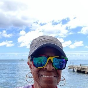 Meet your Posher, Pat